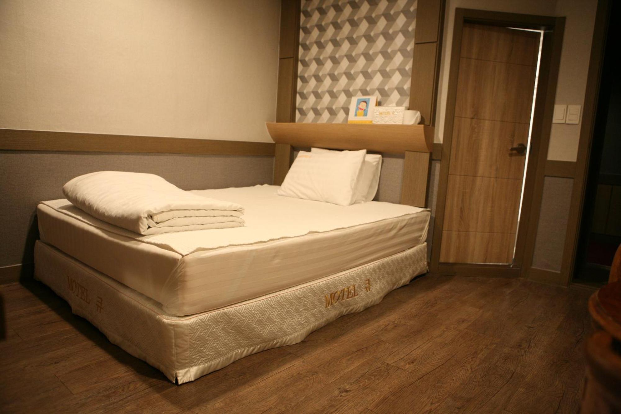 Hotel Q Chuncheon Εξωτερικό φωτογραφία